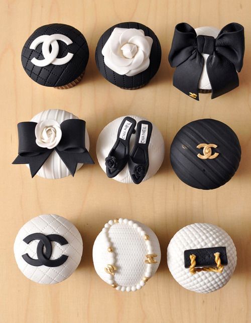 Chanel Cupcakes