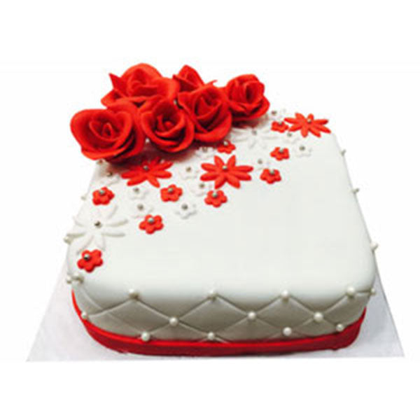 Square Shaped Wedding Cake