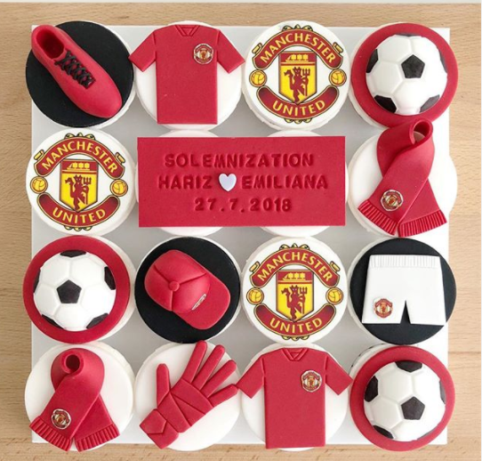 Manchester United Football Cupcakes