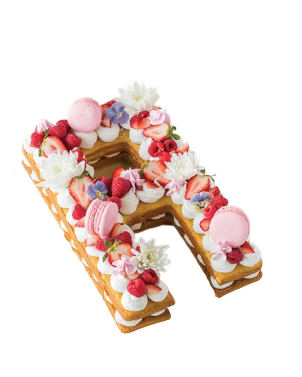 Letter R Cake โ Cake With Us